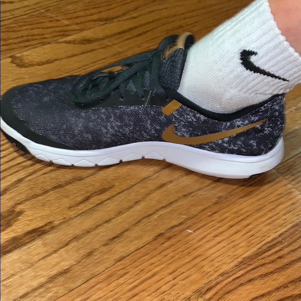 Navy Nikes